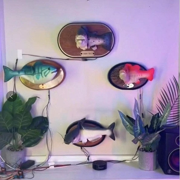 Singing and dancing fish speaker